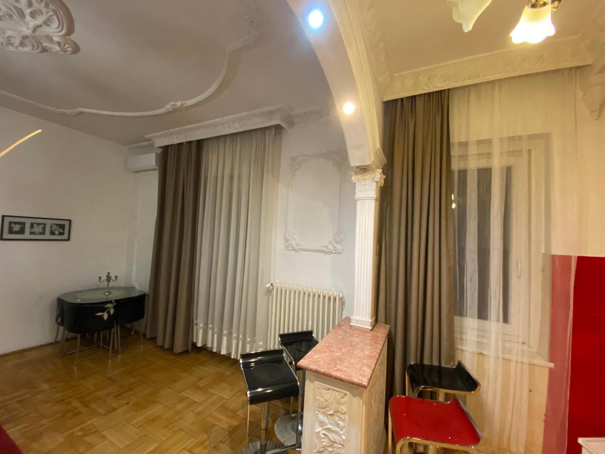 Apartment With Balcony And Ac Next To Danube Budapest Kültér fotó